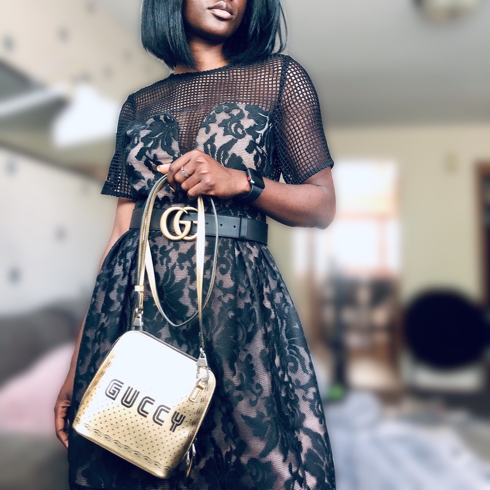 SOLD Gucci GUCCY Sega Script Dome Crossbody - Picture 15 of 16